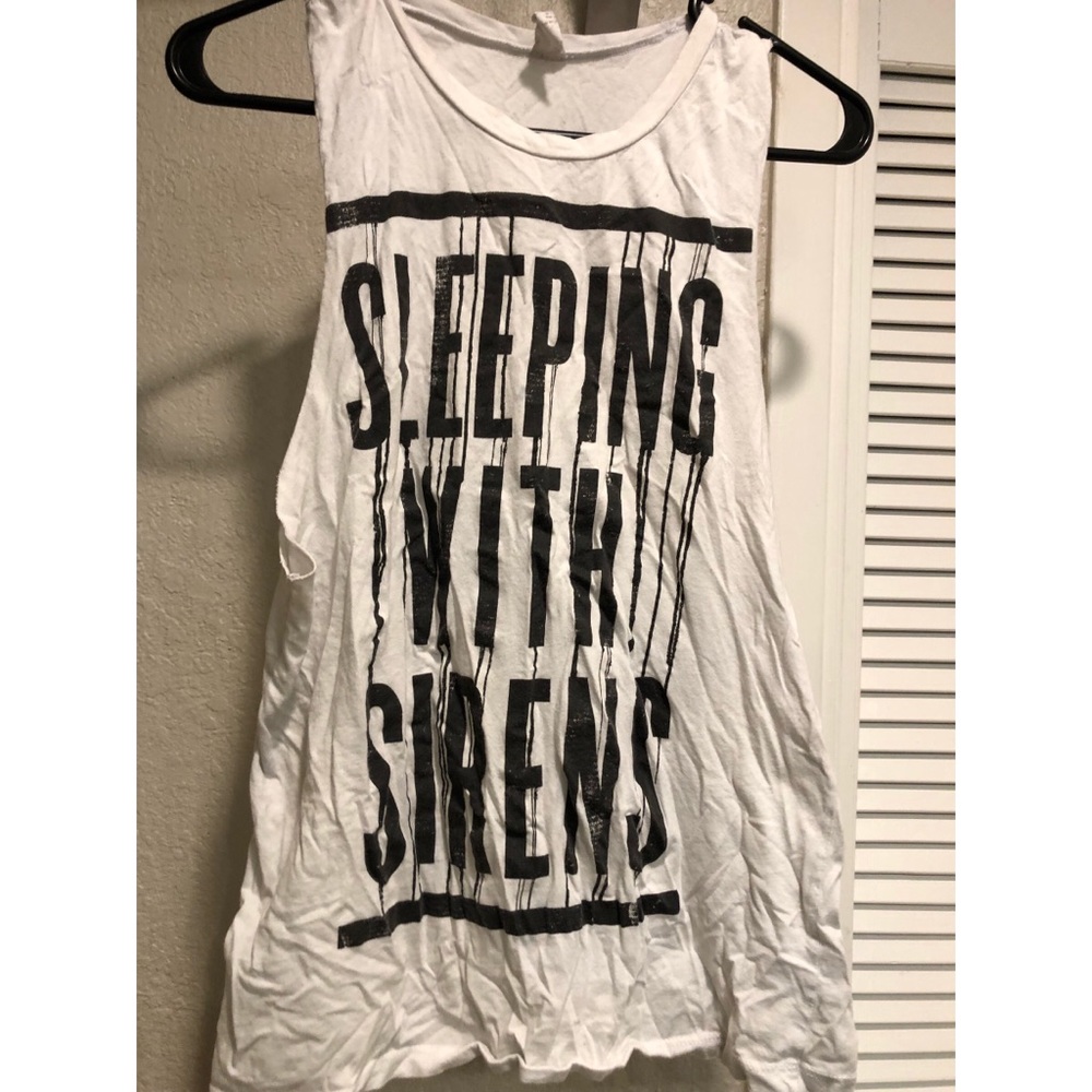 Sleeping with sirens open sleeve tank
